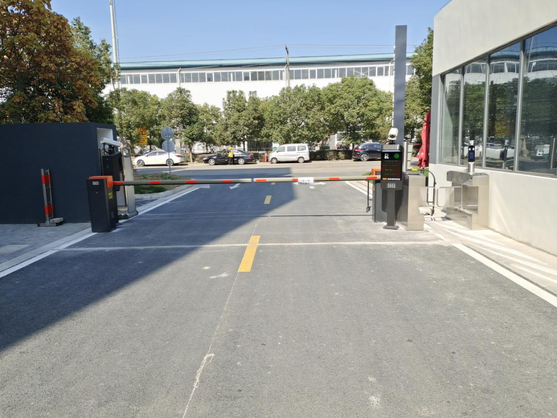 智慧云停車場(chǎng)系統(tǒng)助力構(gòu)建智慧社區(qū)