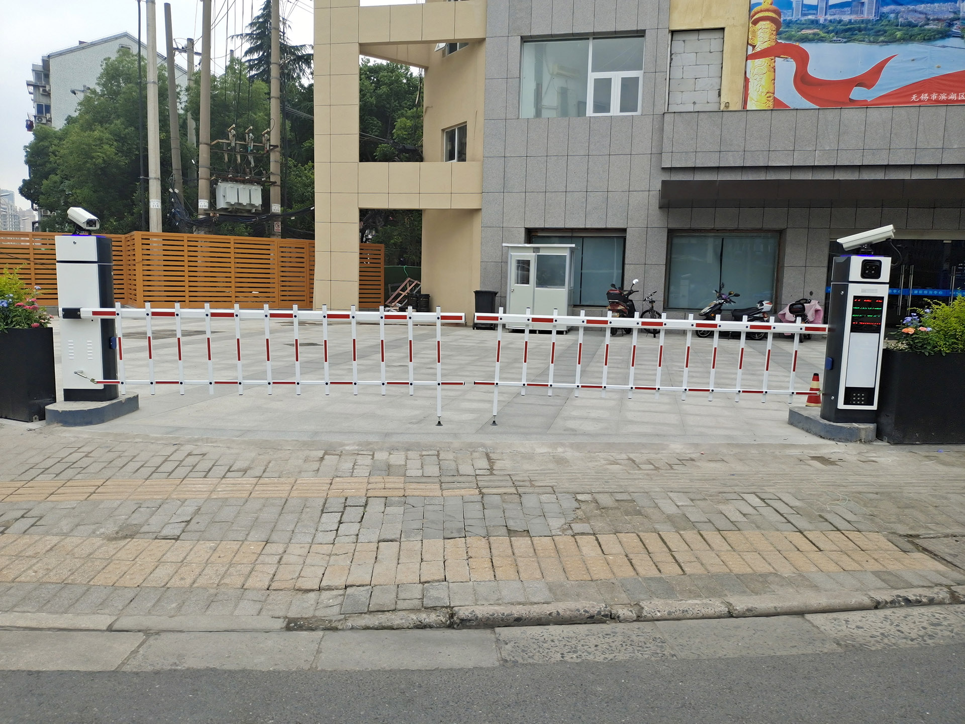 車牌識(shí)別停車場(chǎng)管理系統(tǒng)的優(yōu)勢(shì)解析