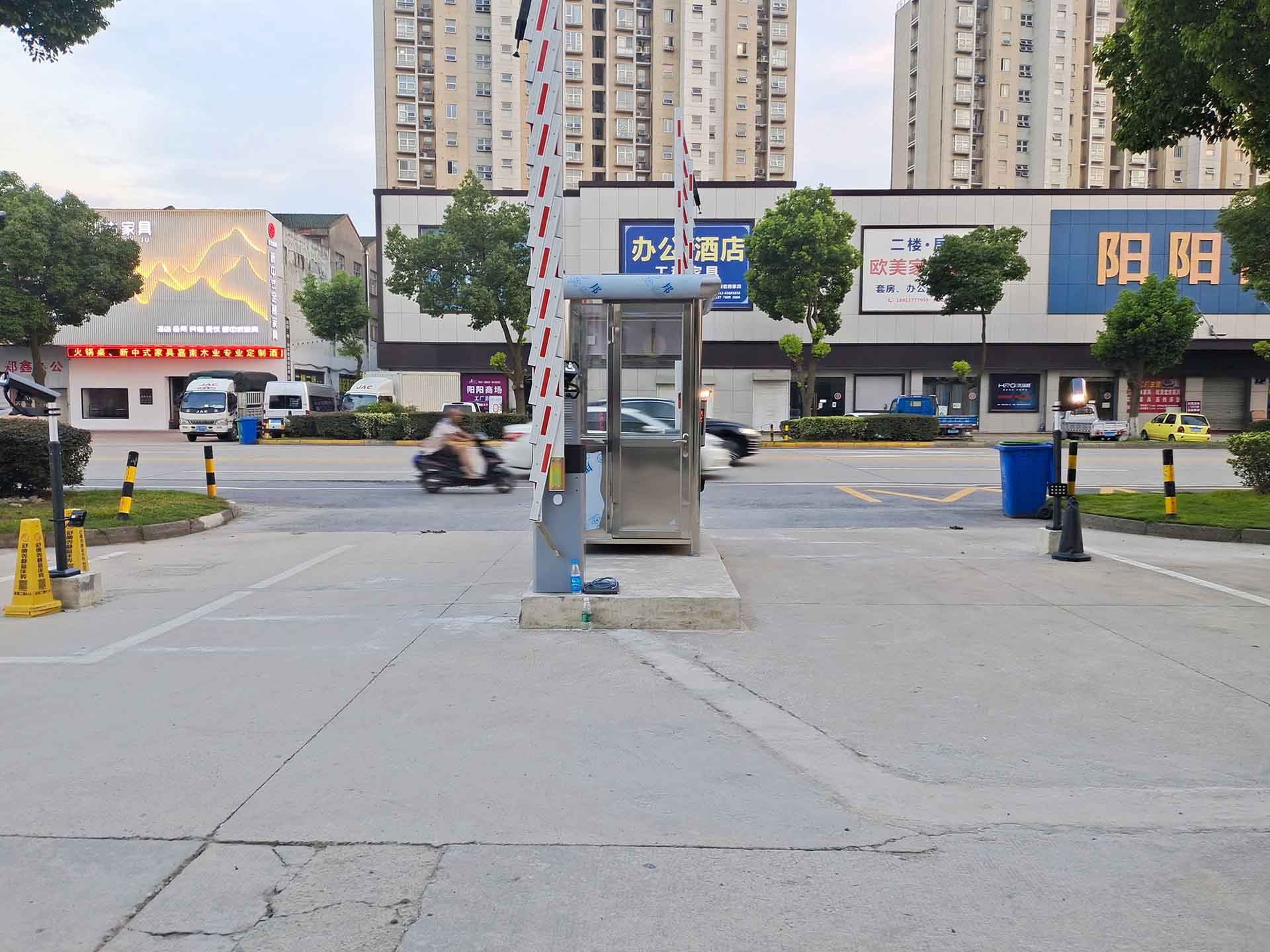 車牌識別道閘系統安裝的注意事項有哪些？