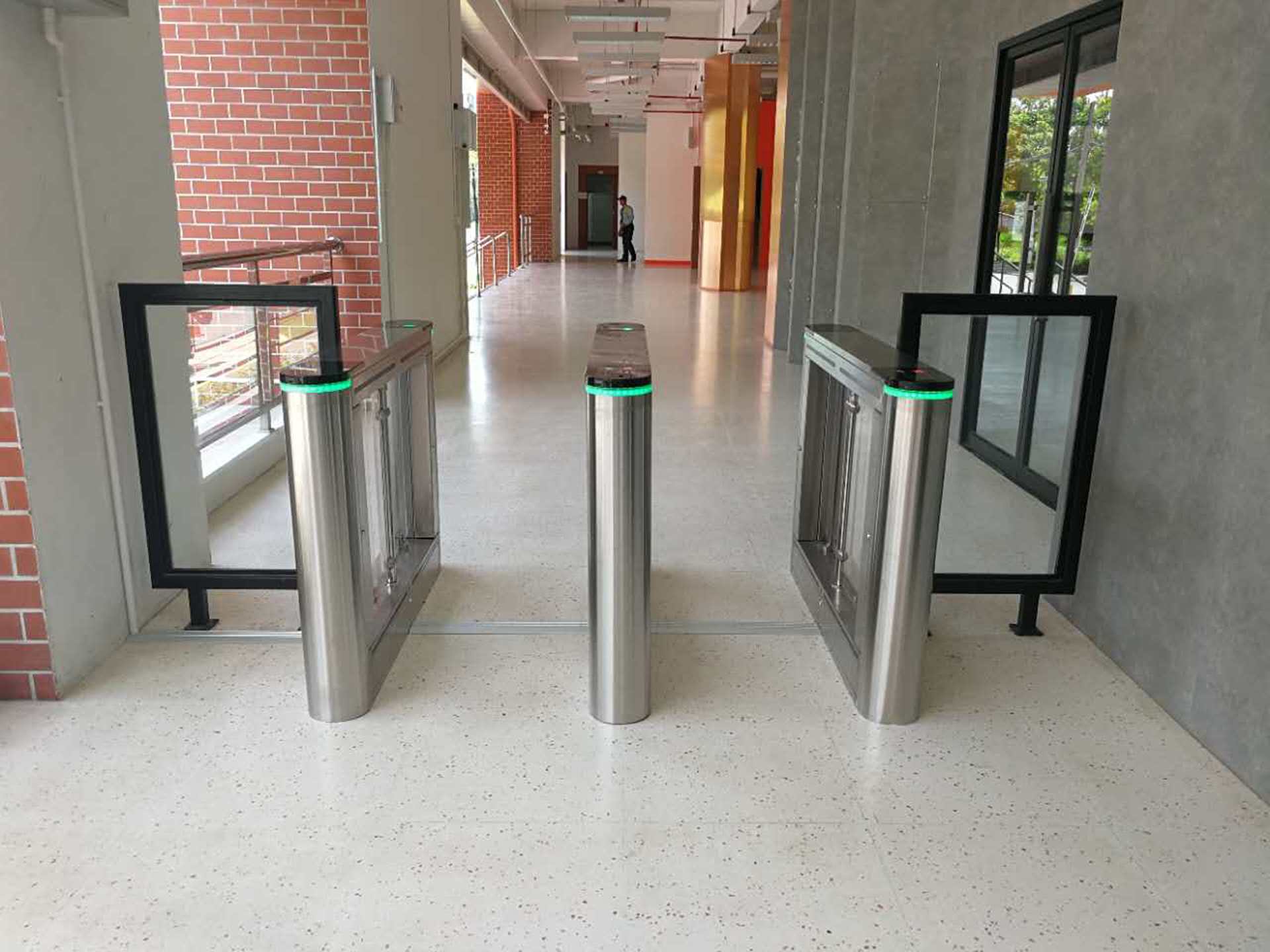 如何對速通門進行保養（上）