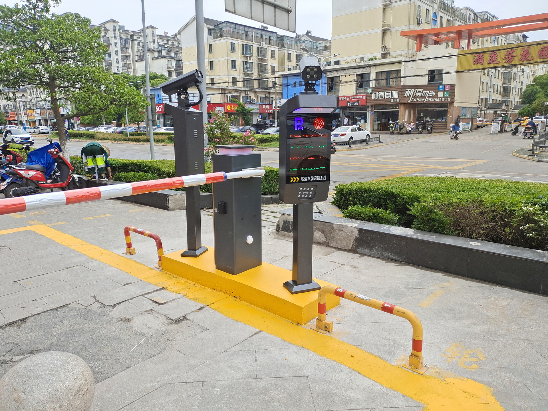 盤點(diǎn)大型公共停車場應(yīng)該具備的功能有哪些？